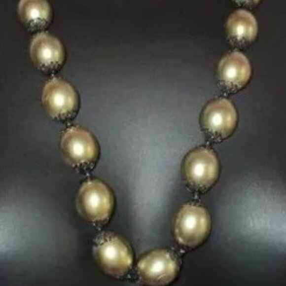 HONG KONG Womens Sage Green Faux Pearl Necklace Choker Signed 20" - Picture 1 of 5